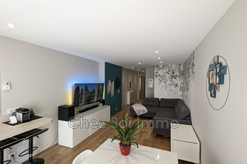 Photo Appartement Cagnes-sur-Mer Centre-ville,   achat appartement  3 pièces   55&nbsp;m&sup2;