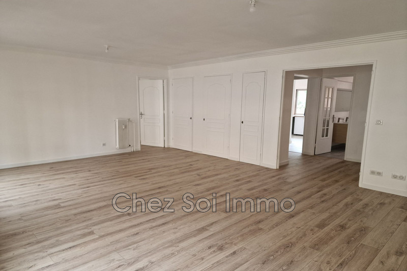 Apartment Saint-Laurent-du-Var Square benes,   to buy apartment  3 rooms   85&nbsp;m&sup2;