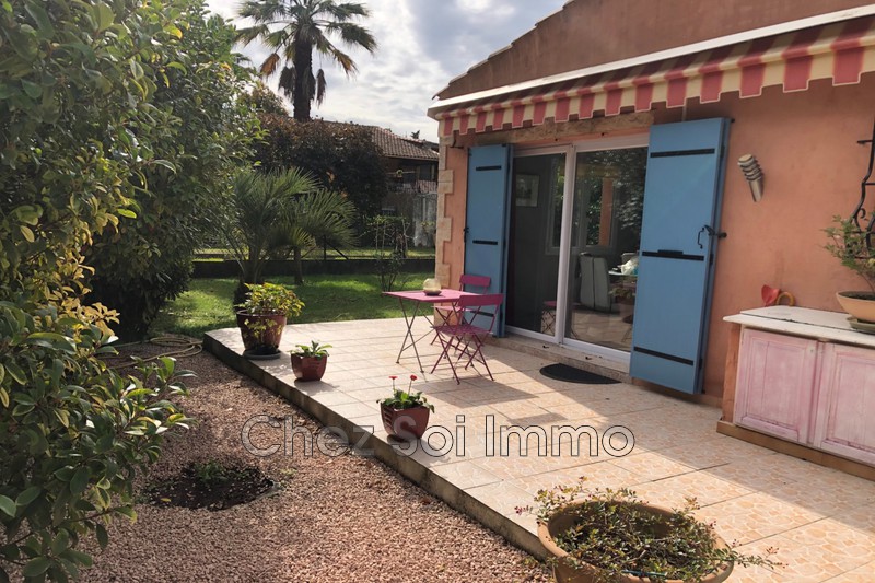 Photo Villa Cagnes-sur-Mer to buy villa 2 bedrooms 87 m²