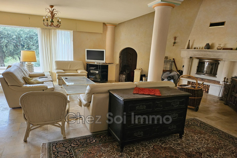 Vente villa Châteauneuf-Grasse  