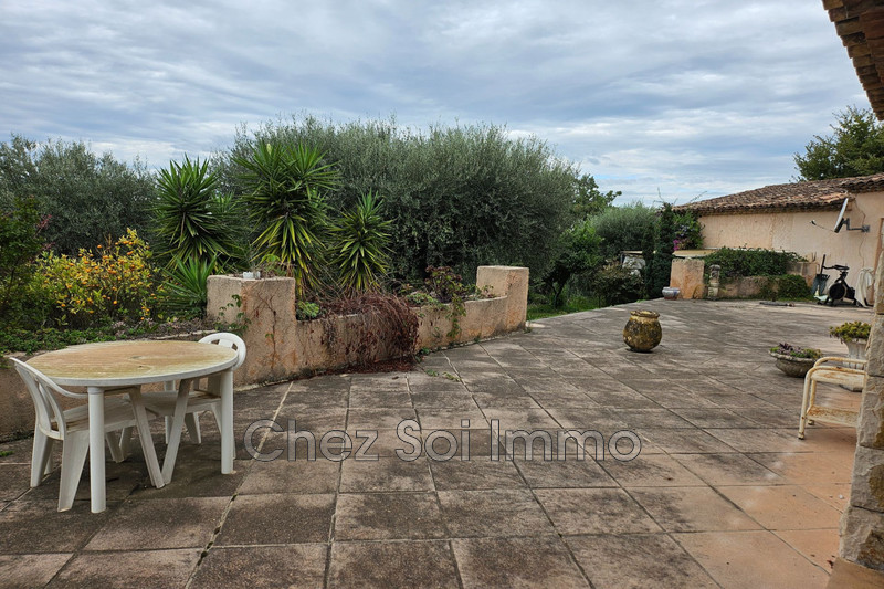 Vente villa Châteauneuf-Grasse  