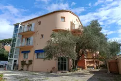 Maison 14 pièces 400 m² · à Cavalaire-sur-Mer · 400 m² · 1 990 000 €