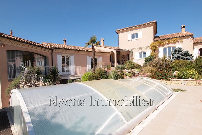 Photo Villa NYONS 8 Kms Drôme provençale, achat villa 4 chambres 196 m²