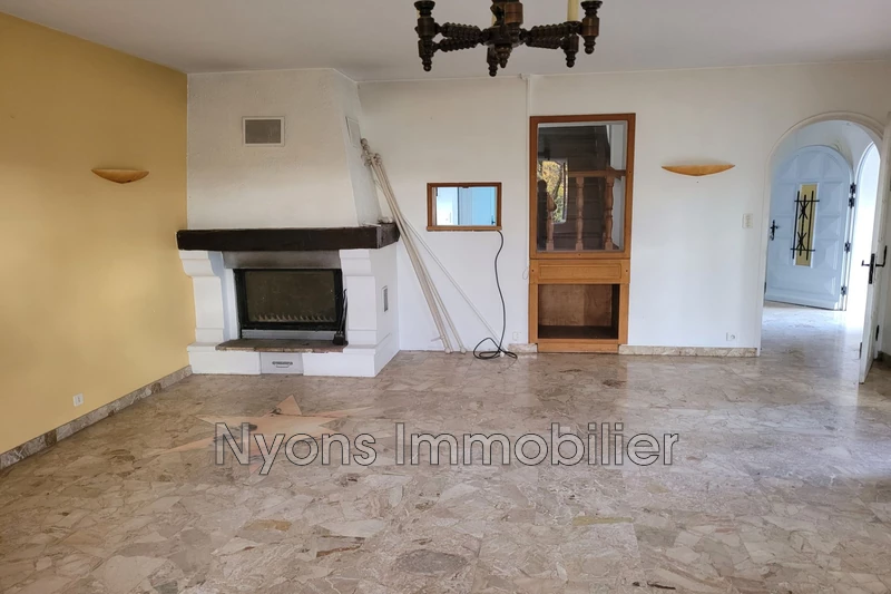 Vente villa Saint-Pantaléon-les-Vignes  