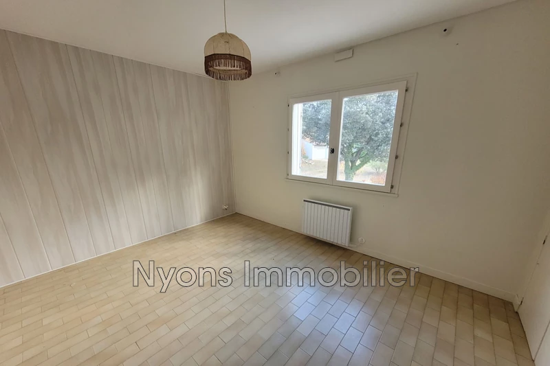 Vente villa Saint-Pantaléon-les-Vignes  