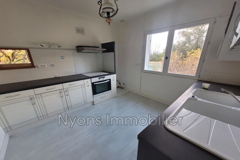Vente villa Saint-Pantaléon-les-Vignes  