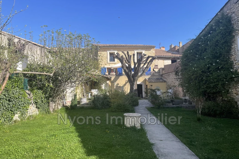 Photo Maison de village Saint-Maurice-sur-Eygues   achat maison de village  4 chambres   196&nbsp;m&sup2;