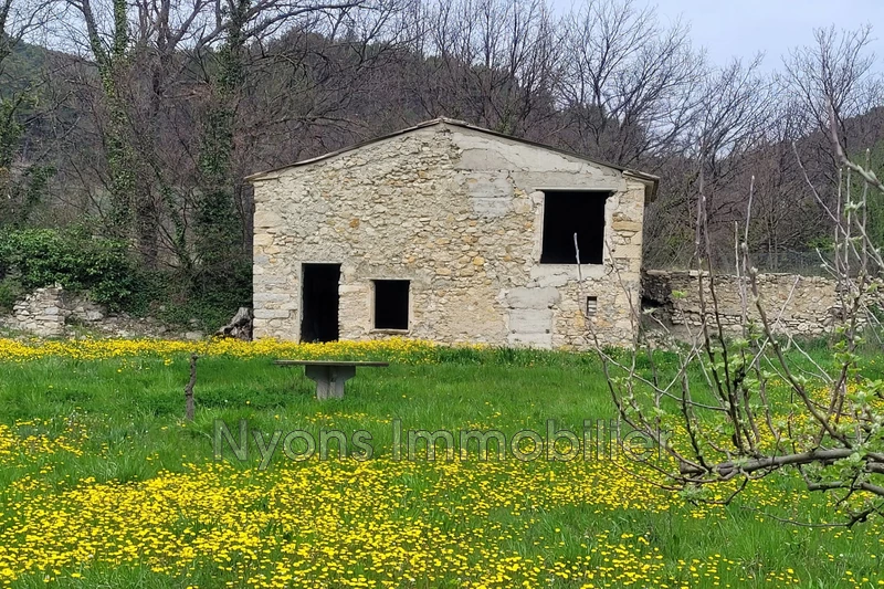 Photo Ferme Pierrelongue to buy ferme 1 room 23 m²