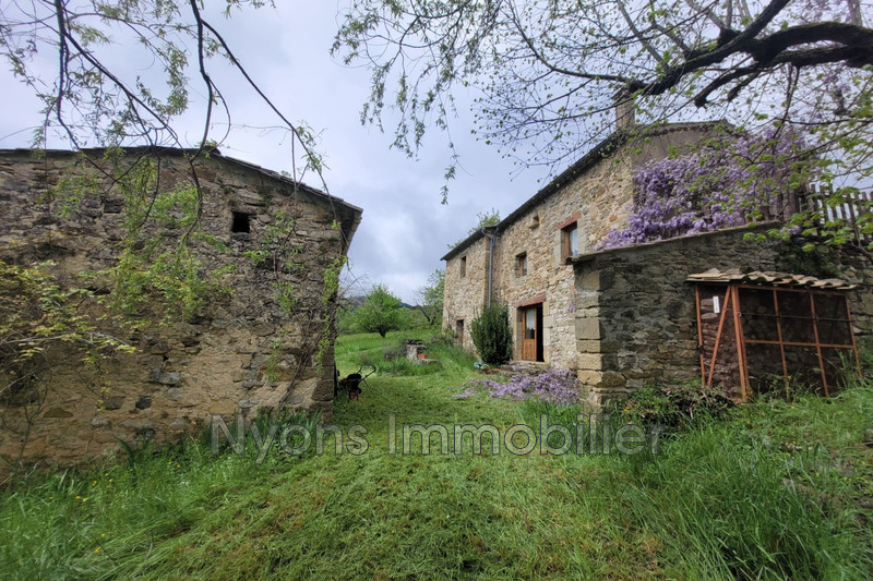 Vente ferme La Motte-Chalancon  