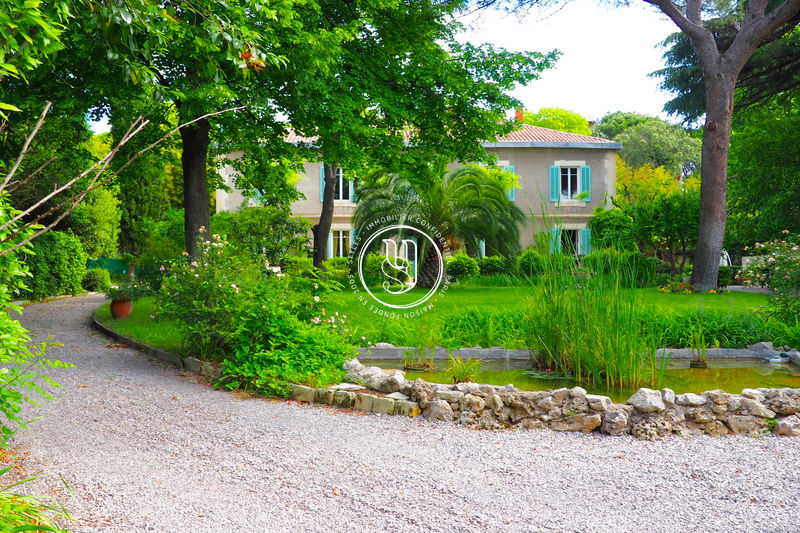Photo Mansion Montpellier to buy mansion 15 rooms 500 m²