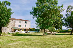 Photos Maison Mas à vendre Uzès 30700