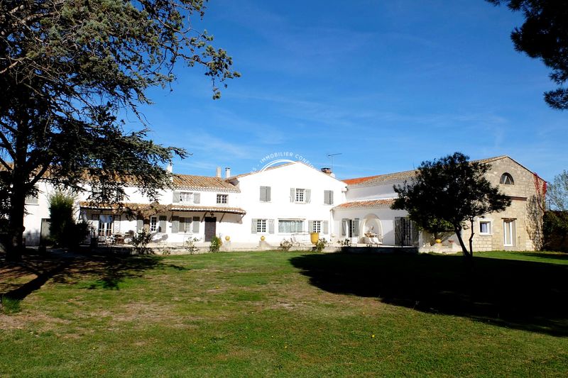 Photo Mas Montpellier to buy mas 17 bedrooms 3000 m²