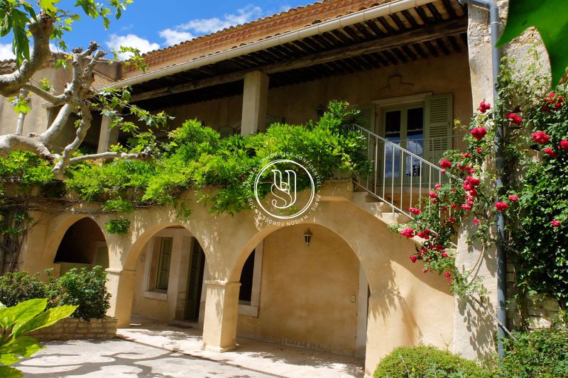 Photo Maison Uzès achat maison 5 chambres 370 m²