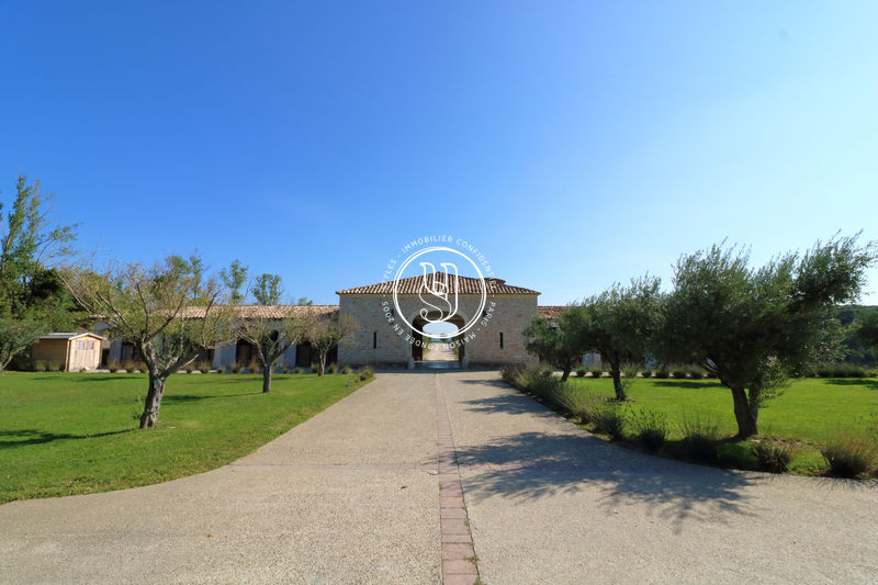 Photo Propriété Uzès achat propriété 4 chambres 350 m²