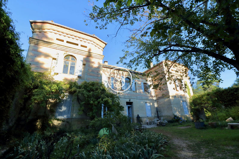 Photo Maison Uzès achat maison 6 chambres 980 m²