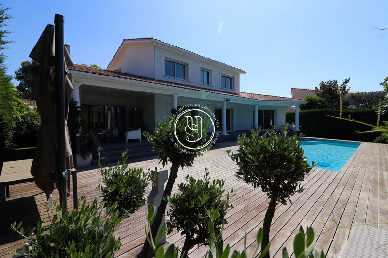 Photo Villa Montpellier achat villa 5 chambres 240 m²