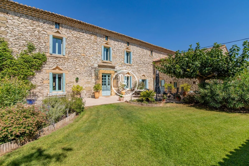 Vente mas Uzès  