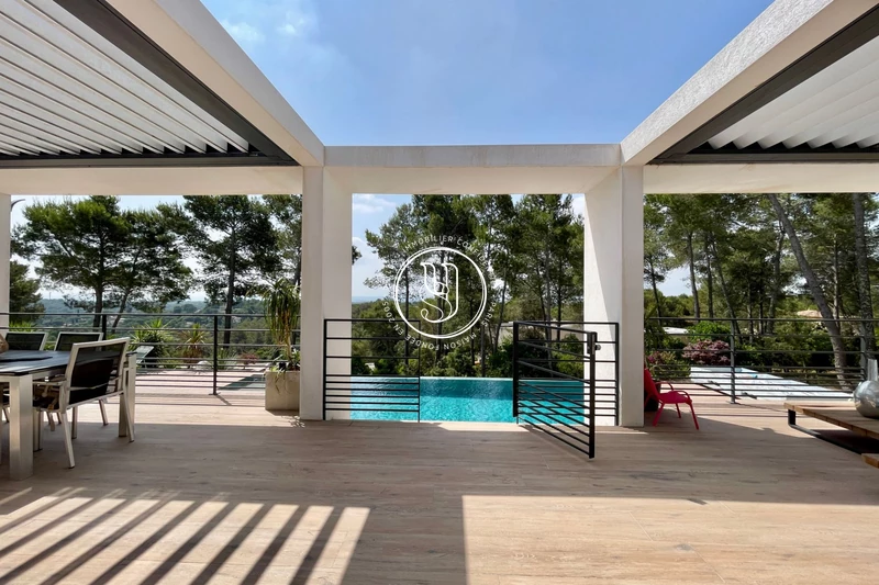 Vente villa contemporaine Nîmes  