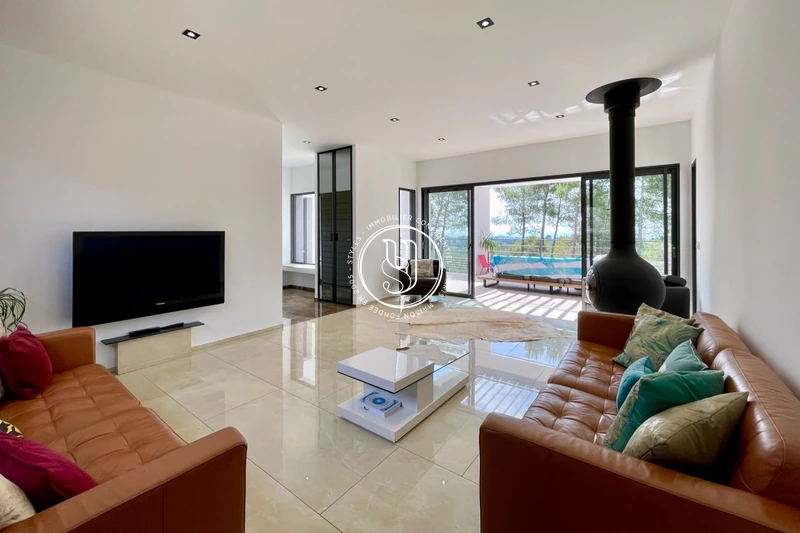 Vente villa contemporaine Nîmes  