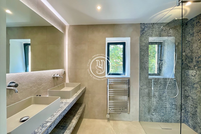 Vente maison de village Uzès  