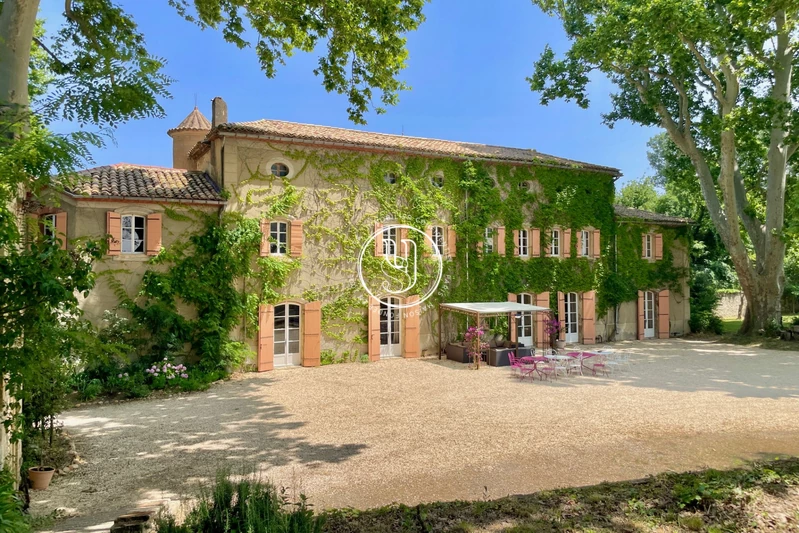 Vente château Villeneuve-lès-Avignon  