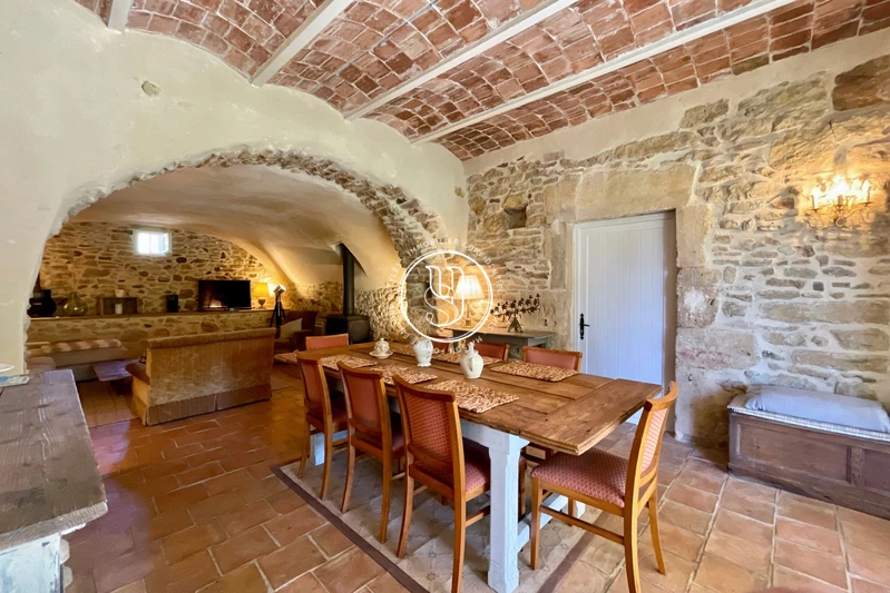 Vente mas Uzès  