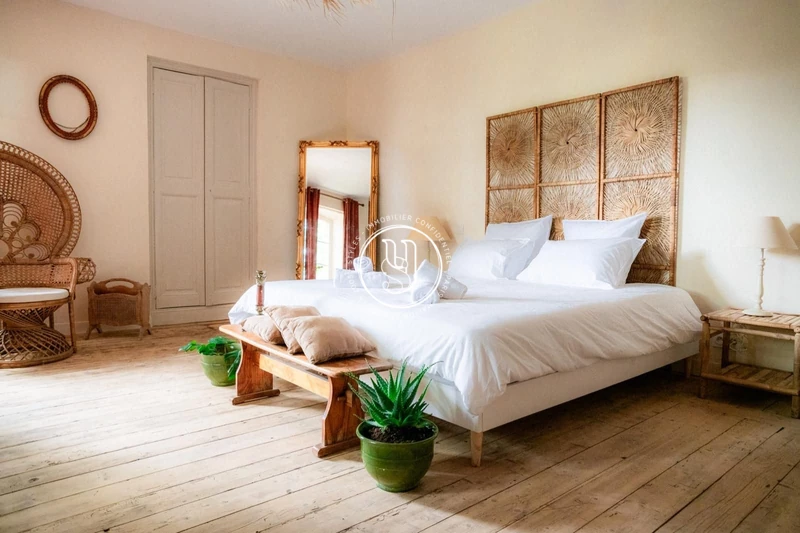 Vente château Villeneuve-lès-Avignon  Vente château Villeneuve-lès-Avignon