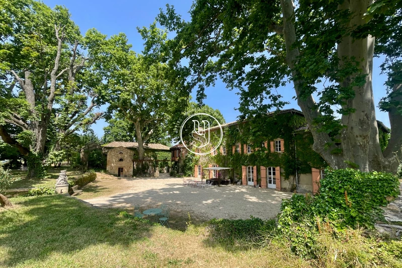 Vente château Villeneuve-lès-Avignon  