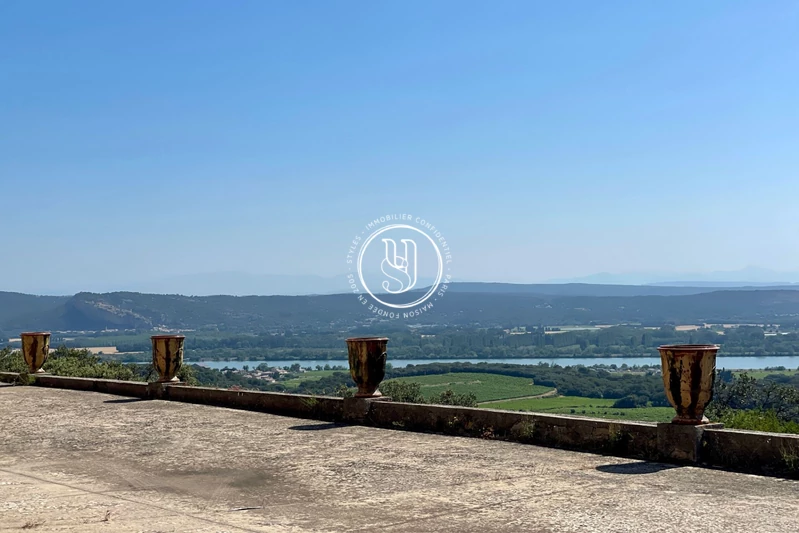 Vente château Villeneuve-lès-Avignon  