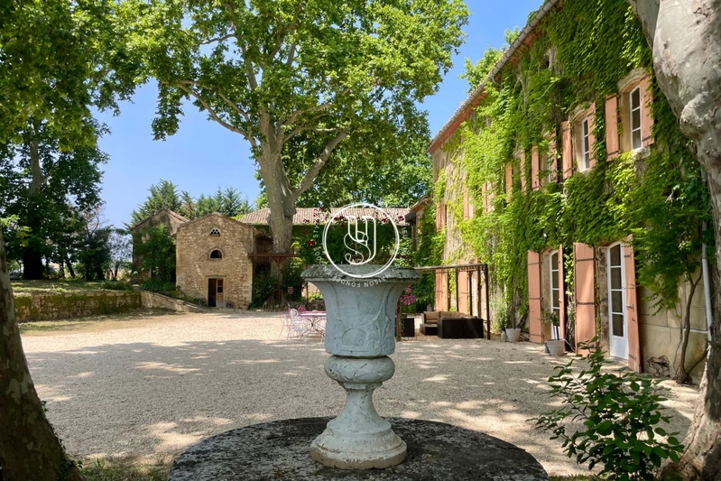 Vente château Villeneuve-lès-Avignon  