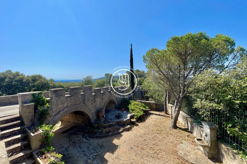 Vente château Villeneuve-lès-Avignon  