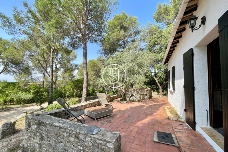 Vente villa contemporaine Nîmes  