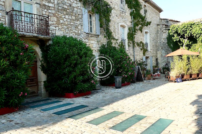 Photo Maison Uzès achat maison 5 chambres 600 m²