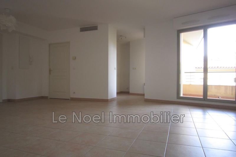 Photo Appartement Aix-en-Provence Centre ville, Location appartement 3 pièces 63 m²