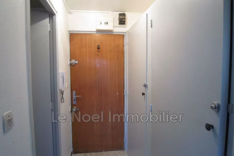 Location appartement Aix-en-Provence  