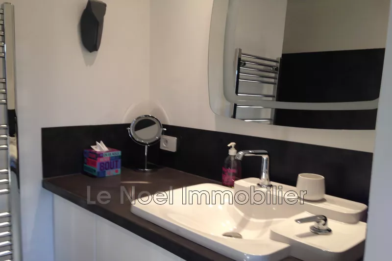 Location appartement Aix-en-Provence  