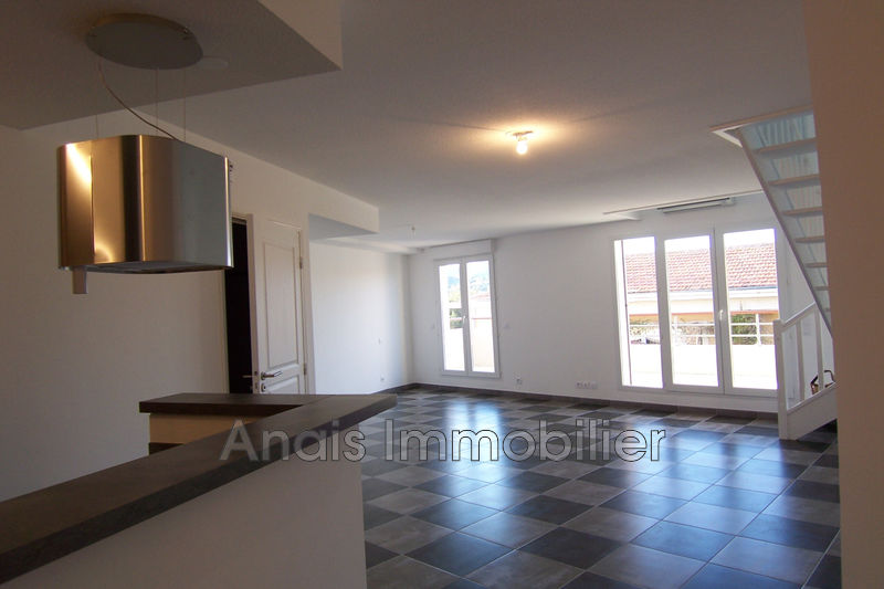 Photo Appartement Sainte-Maxime Location appartement 4 pièces 84 m²