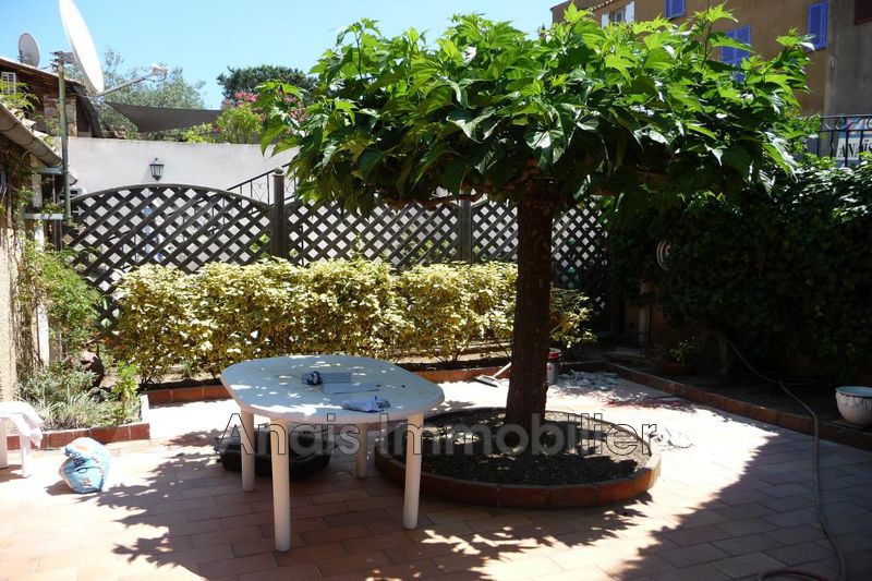 Photo Maison de village Grimaud Centre-ville, Location maison de village 2 chambres 64 m²