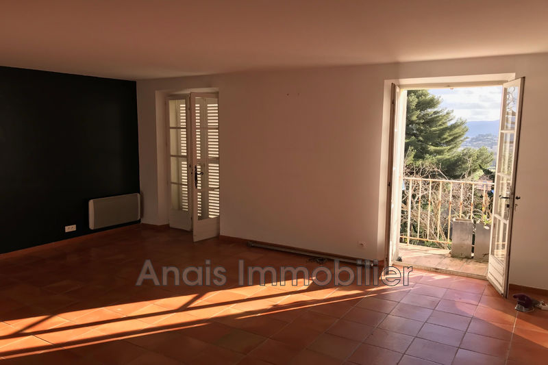 Photo Appartement Grimaud Location appartement 3 pièces 60 m²