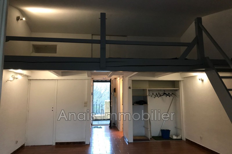 Photo Appartement Grimaud Location appartement 1 pièce 26 m²