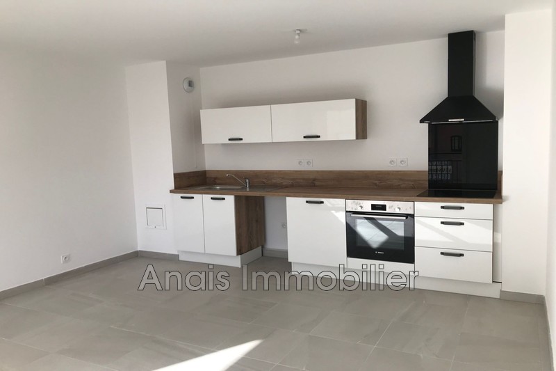 Photo Appartement Cogolin Location appartement 3 pièces 66 m²