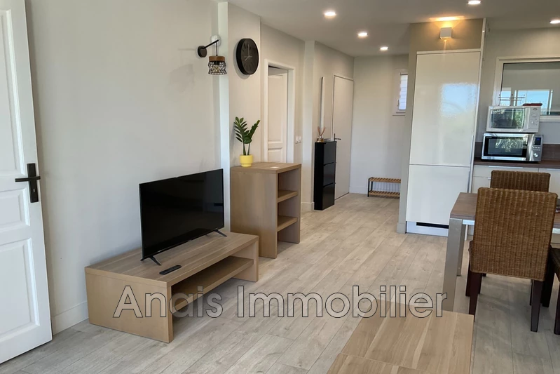 Photo n°2 - Location appartement Grimaud 83310 - 1 390 €