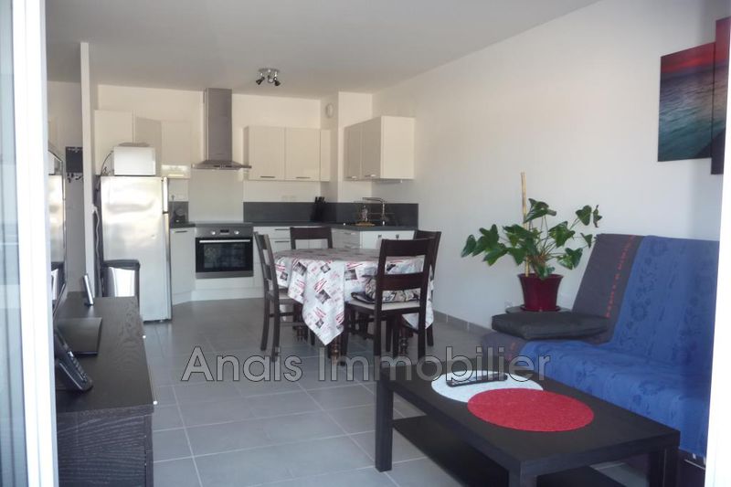 Photo Appartement Cogolin Centre-ville, Location appartement 2 pièces 39 m²