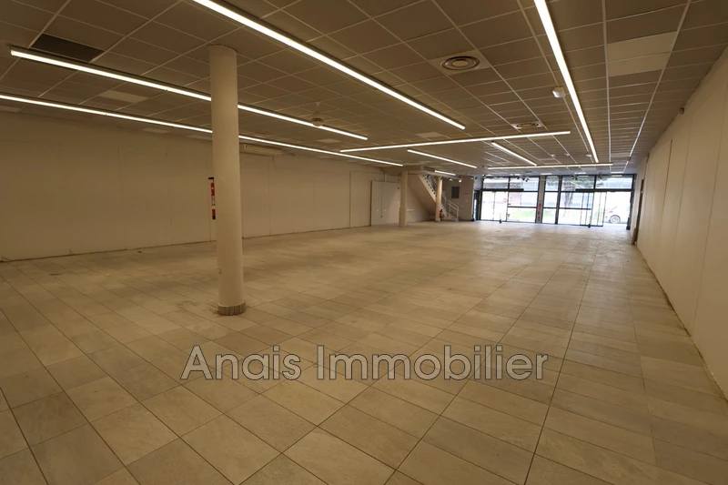 Professionnel local commercial Sainte-Maxime  