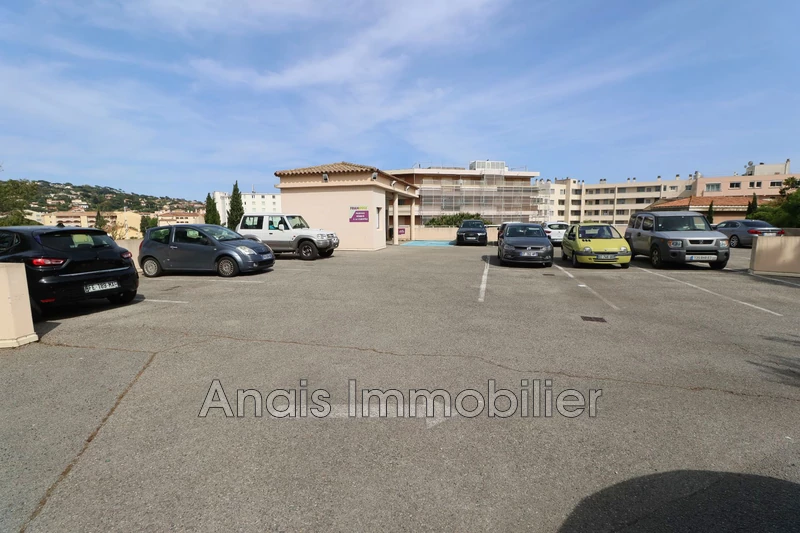 Professionnel local commercial Sainte-Maxime  