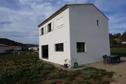 Photos  Maison contemporaine à vendre Salernes 83690