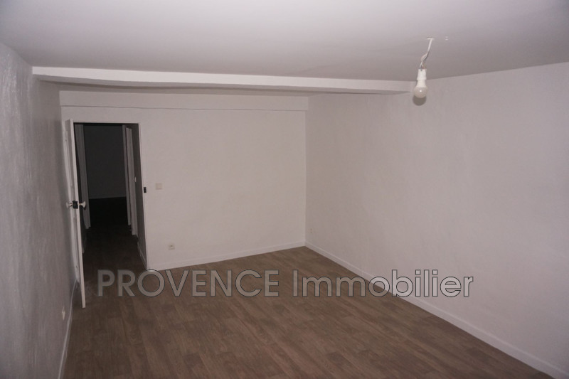 Photo n°3 - Vente appartement Salernes 83690 - 127 000 €