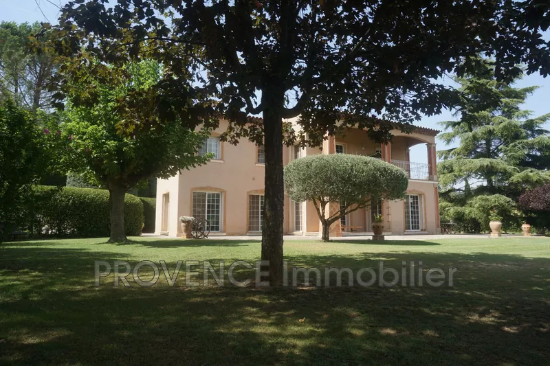 Photo Propriété Salernes achat propriété 5 chambres 200 m²