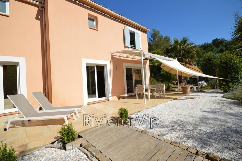 Location saisonnière villa provençale Cannes  