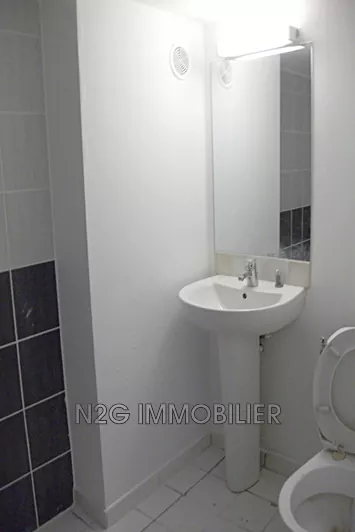 Location appartement Grasse  